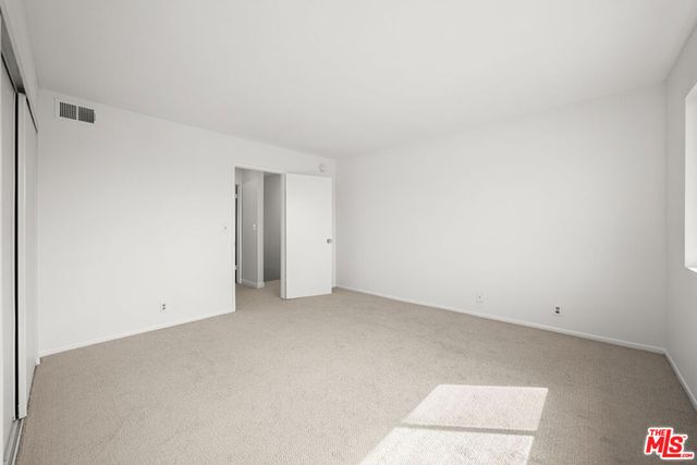 11952 Darlington Avenue 3, Los Angeles, CA 90049