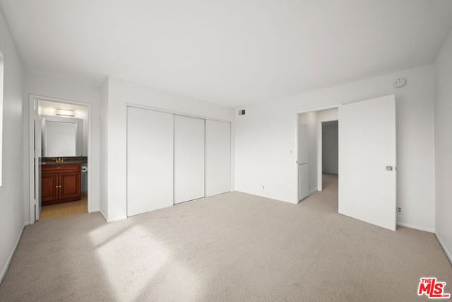 11952 Darlington Avenue 3, Los Angeles, CA 90049