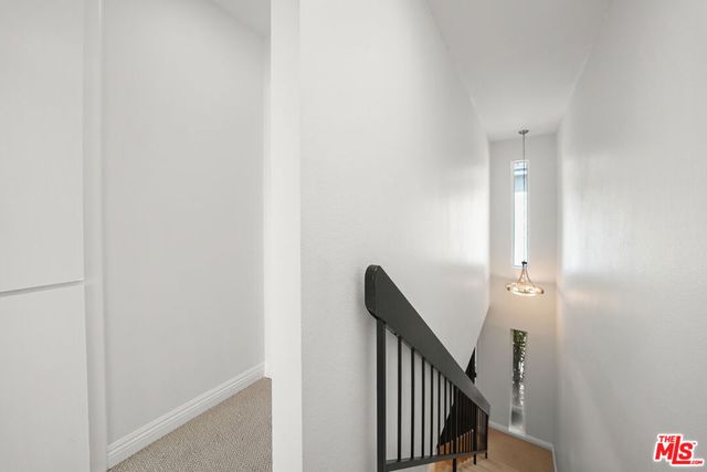 11952 Darlington Avenue 3, Los Angeles, CA 90049