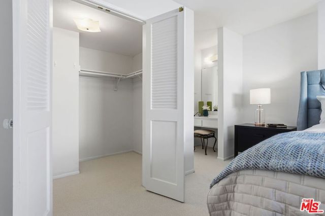 11952 Darlington Avenue 3, Los Angeles, CA 90049