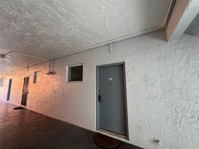 11309 SW 200th St 103-C, Miami, FL 33157