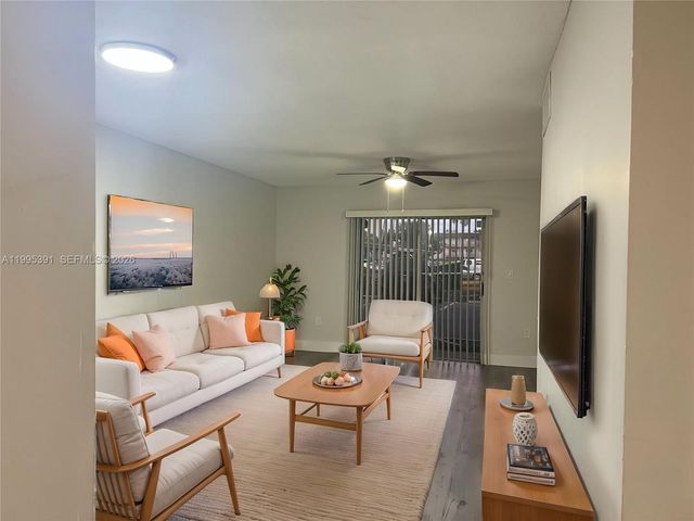 11309 SW 200th St 103-C, Miami, FL 33157