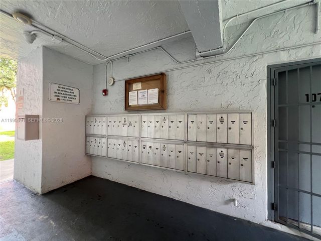 11309 SW 200th St 103-C, Miami, FL 33157