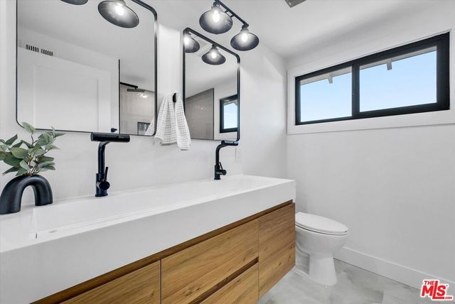 15515 La Moine Street, Hacienda Heights, CA 91745