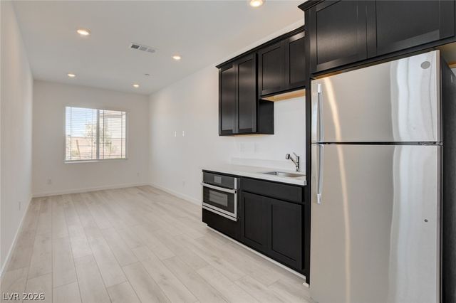345 Isla Enclave Way, Henderson, NV 89011