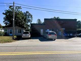 1215 W Oakley Park Road, Commerce Twp, MI 48390