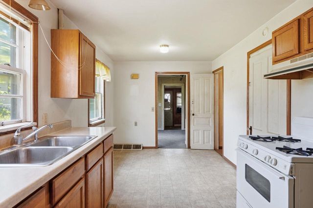 119 Rethke Avenue, Madison, WI 53714