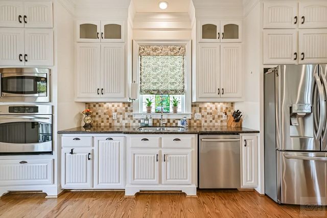2 Compass Circle, Galveston, TX 77554