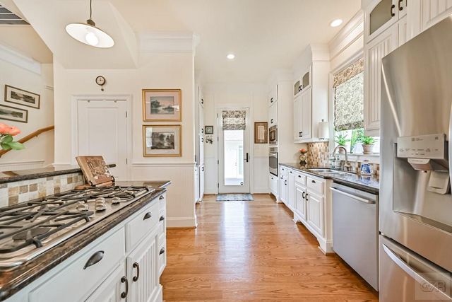 2 Compass Circle, Galveston, TX 77554