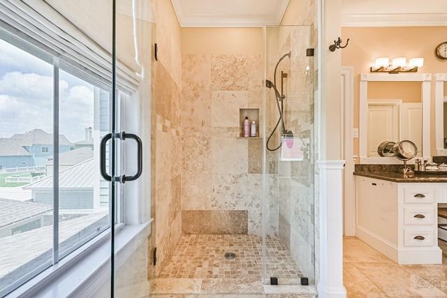 2 Compass Circle, Galveston, TX 77554