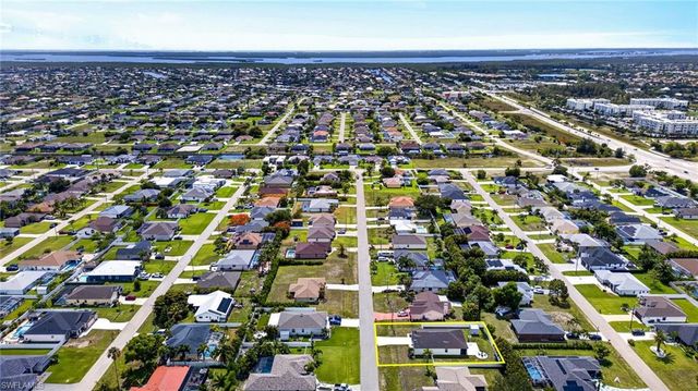 1809 SW 26th ST, Cape Coral, FL 33914