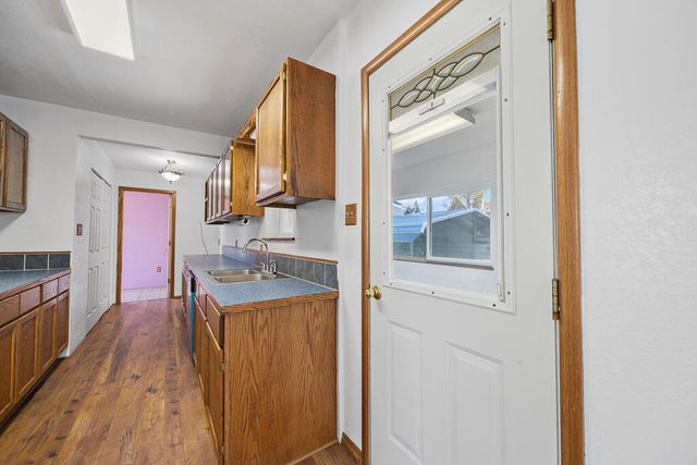 1821 Lancaster Avenue, Klamath Falls, OR 97601