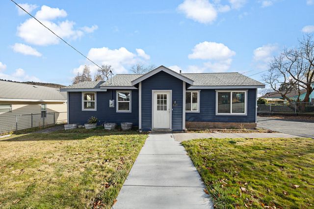1821 Lancaster Avenue, Klamath Falls, OR 97601