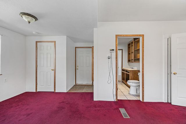 1821 Lancaster Avenue, Klamath Falls, OR 97601