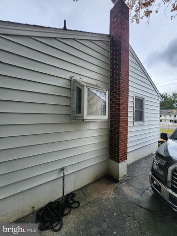 1106 VEIRS MILL RD, Rockville, MD 20851