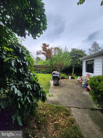 1106 VEIRS MILL RD, Rockville, MD 20851