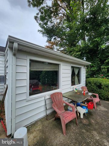 1106 VEIRS MILL RD, Rockville, MD 20851