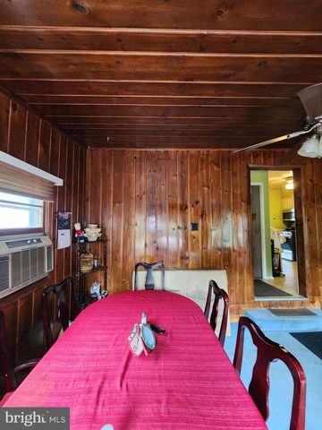 1106 VEIRS MILL RD, Rockville, MD 20851