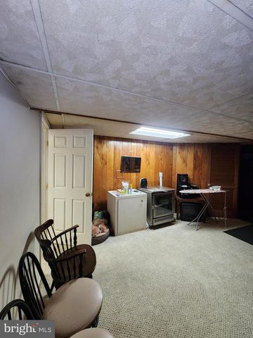 1106 VEIRS MILL RD, Rockville, MD 20851