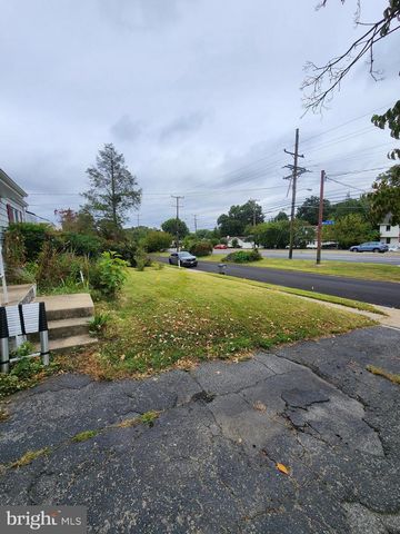 1106 VEIRS MILL RD, Rockville, MD 20851