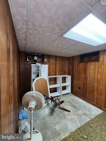 1106 VEIRS MILL RD, Rockville, MD 20851