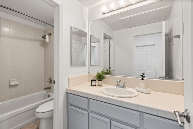 3684 Finnian Way, Dublin, CA 94568