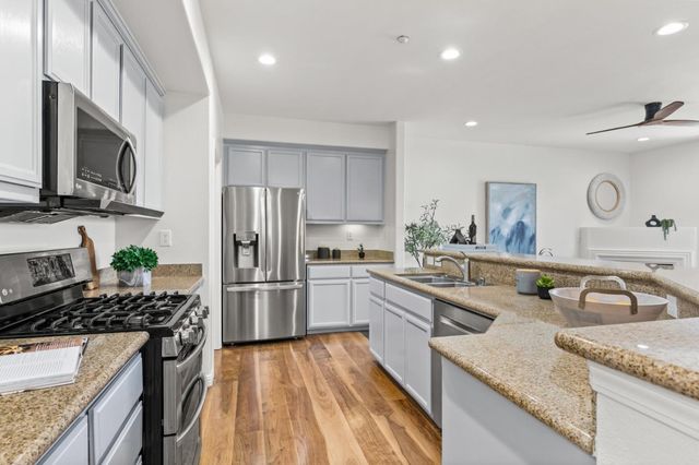 3684 Finnian Way, Dublin, CA 94568