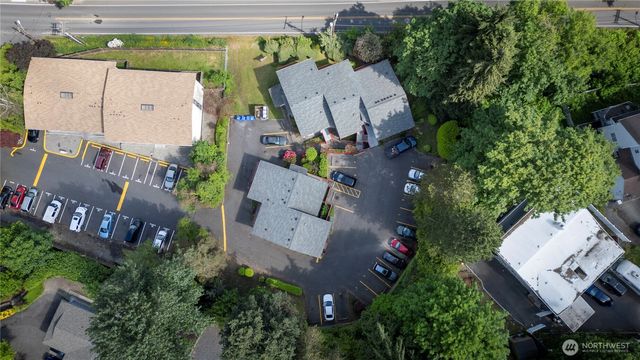 108 Kensington Avenue SW, Kent, WA 98030