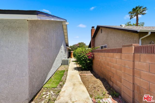 5920 E Malton Avenue, Simi Valley, CA 93063