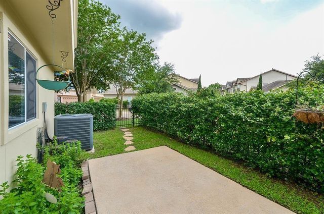 3316 Clearview Circle, Houston, TX 77025