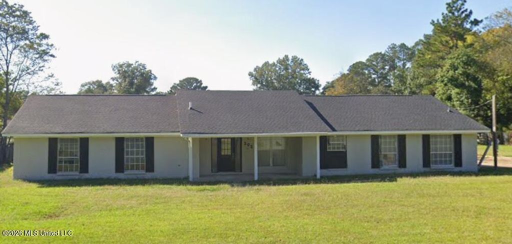 303 Old Spanish Trail, Jackson, MS 39212