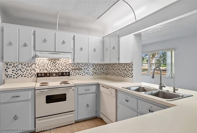 7801 Pine Glen Road, Sebring, FL 33876