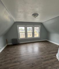 624 E 26th Street 3, Brooklyn, NY 11210