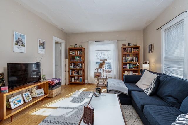 1332 E Dayton Street, Madison, WI 53703