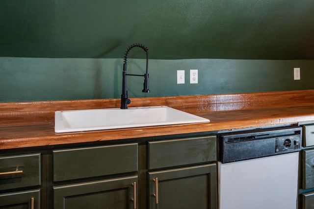 1332 E Dayton Street, Madison, WI 53703