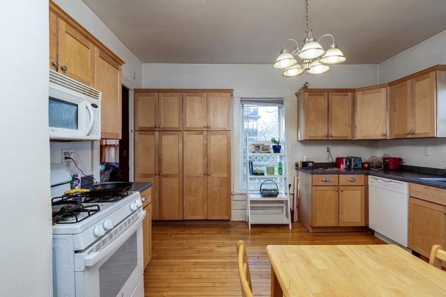 1332 E Dayton Street, Madison, WI 53703