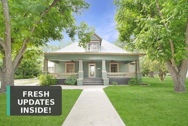 1222 W Hopkins ST, San Marcos, TX 78666