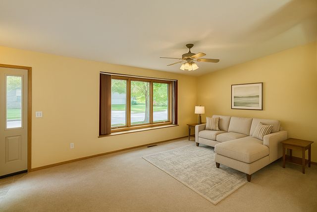 510 Ash Avenue, Bird Island, MN 55310