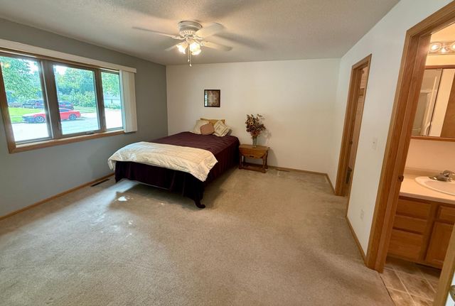 510 Ash Avenue, Bird Island, MN 55310