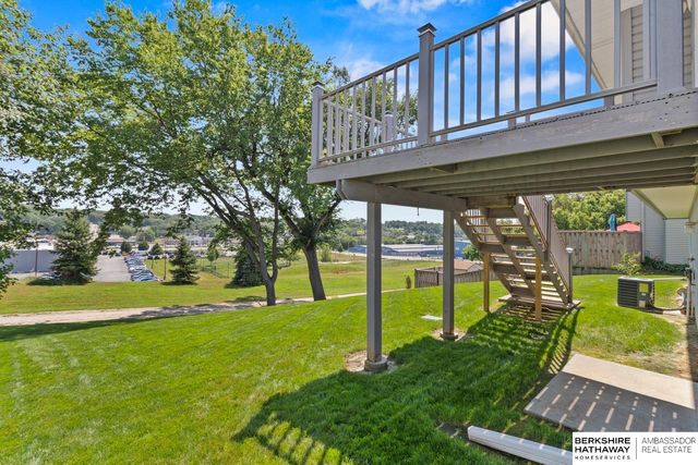 9609 S 9th Street, Bellevue, NE 68147