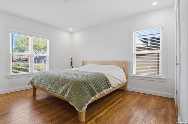 926 Lamar, San Antonio, TX 78202