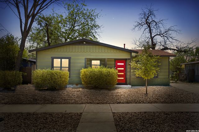 926 Lamar, San Antonio, TX 78202