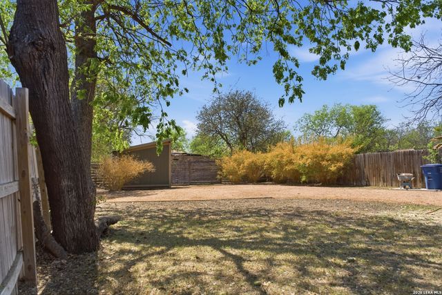 926 Lamar, San Antonio, TX 78202