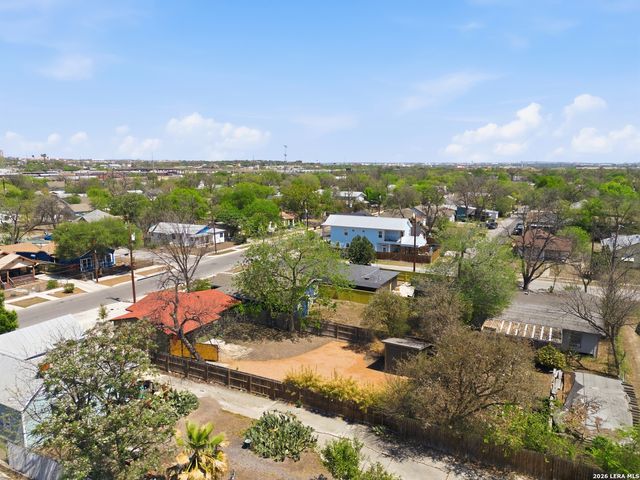 926 Lamar, San Antonio, TX 78202