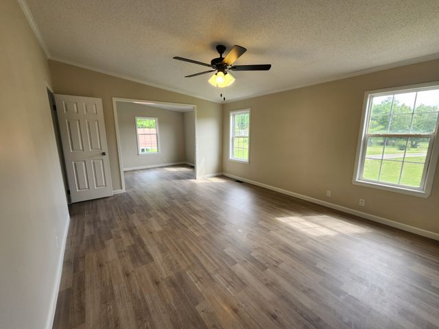 155 Sweetgum Ln, Summertown, TN 38483
