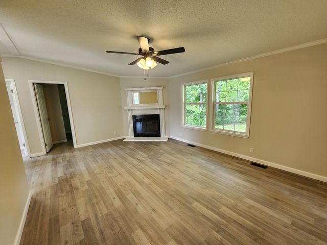 155 Sweetgum Ln, Summertown, TN 38483
