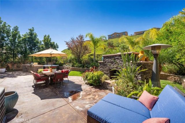 29116 West Hills Drive, Valencia, CA 91354