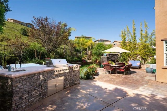 29116 West Hills Drive, Valencia, CA 91354