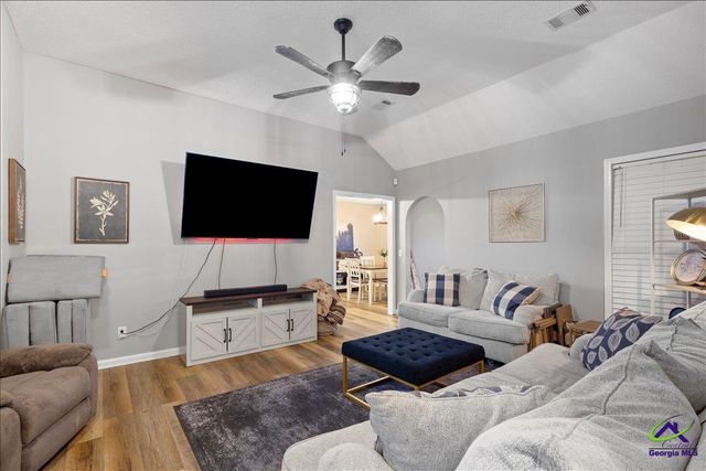 319 Tyson Glen Drive, Warner Robins, GA 31088