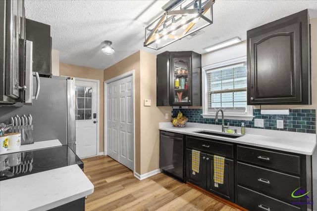 319 Tyson Glen Drive, Warner Robins, GA 31088